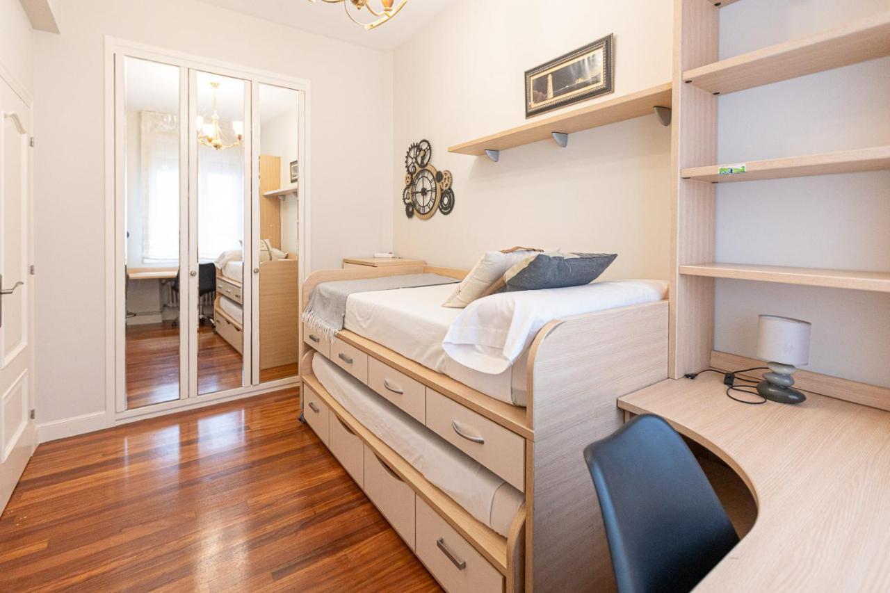 Park & Museum By Next Stop Apartamento *